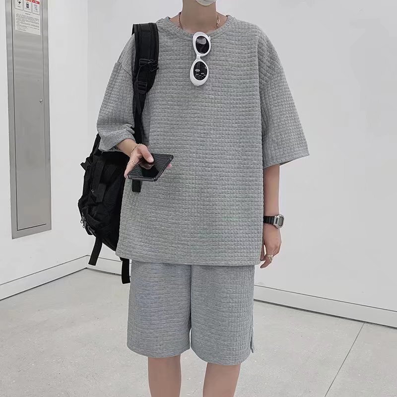 Summer T-shirt Set Men's Trendy Brand Casual Sports Short-sleeved Shorts Two-piece Set Trendy Men's Handsome Clothes