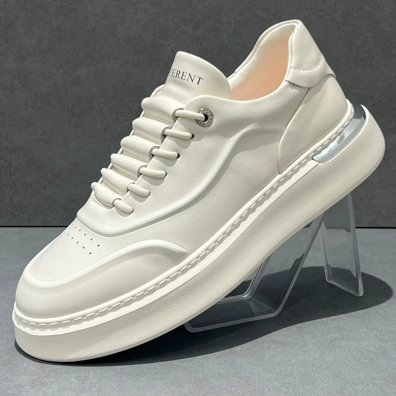 Маленькие белые туфли мужские туфли весной и летом новые кожаные дышащие туфли с толстым подошвом.