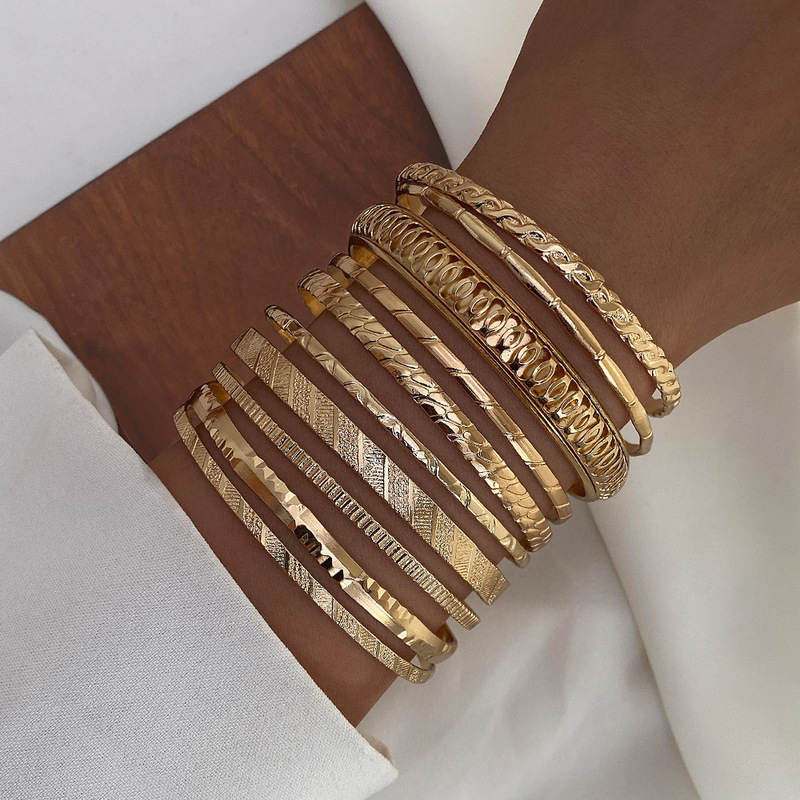 European and American Fashion New Stylish Fashion Embossed Twist Geometric Multi-Layer Stacked Bracelet 10-Piece Set Decoration Wholesale European and American Fashion New Stylish Fashion Embossed Twist Geometric Multi-Layer Stacked Bracelet 10-Piece Set Decoration Wholesale
