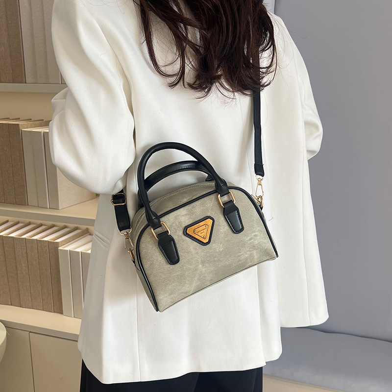 Meilad retro mochila de bolos mate para mujeres 2025 primavera nueva moda bolso de almohada portátil mochila