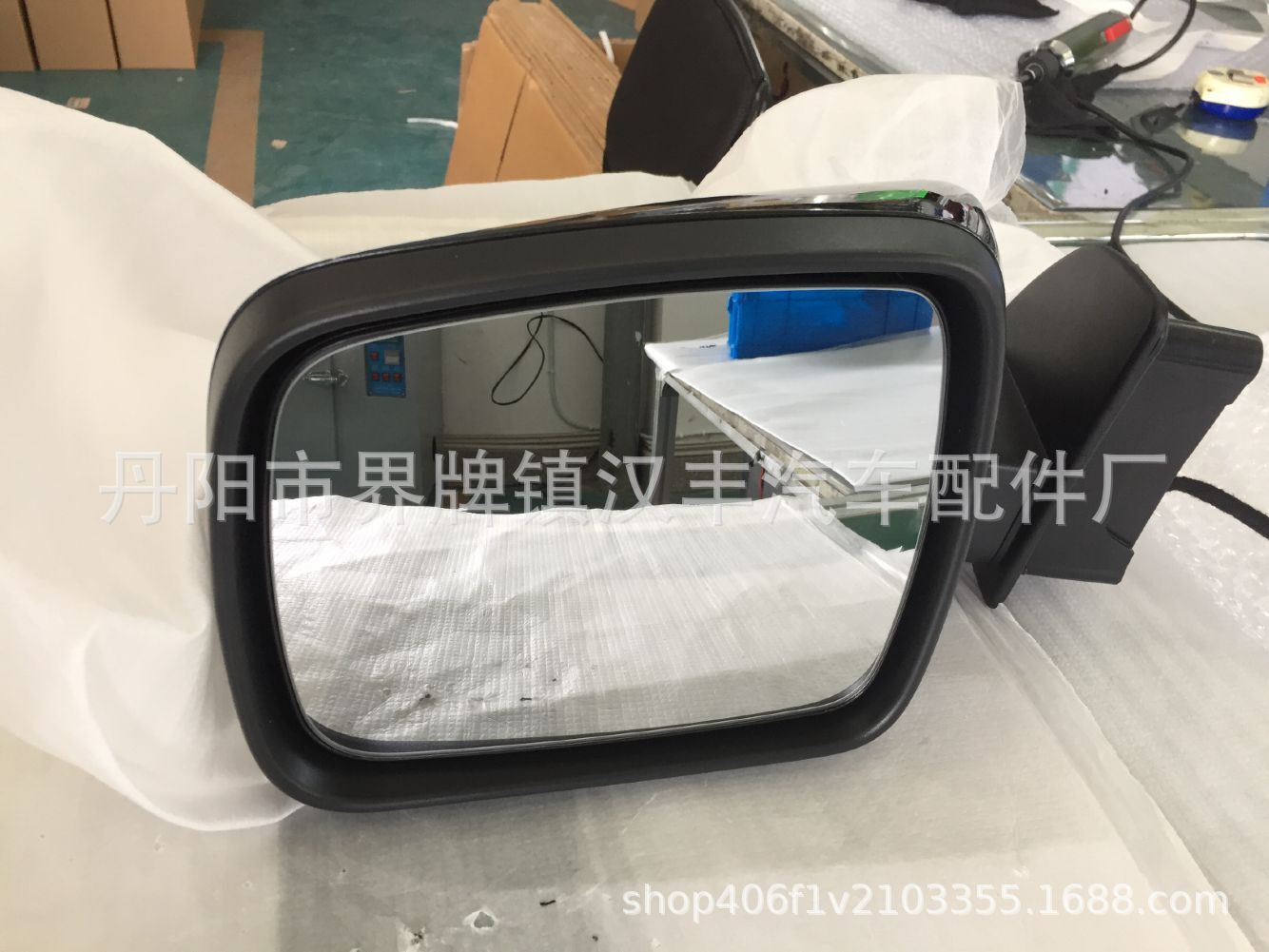 Suitable for 2010-2013 Land Rover Discovery rearview mirror rearview mirror