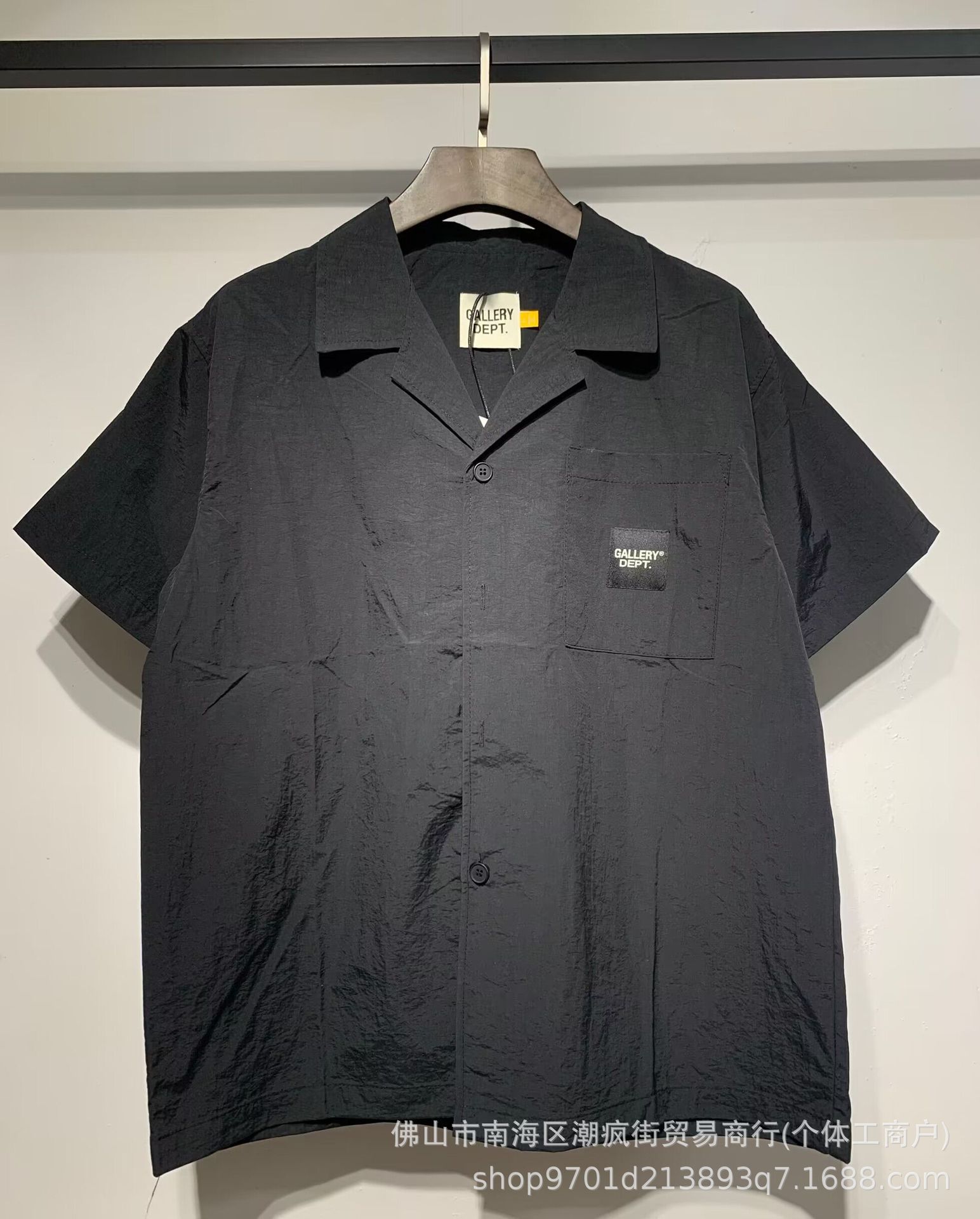 ガードルの半ズボンのシャツのGALLERは墨をかけて連名の波をかけて水を洗って古い半袖のtシャツの男女の同一枚のロットをします。