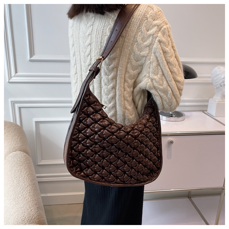 Wide Shoulder Strap Messenger Bag Casual Soft Leather Tote Embroidery Thread Single Shoulder Fashion Underarm Bag display picture 11