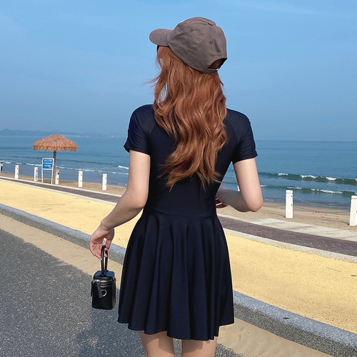 短袖分体运动泳衣女 跨境紧身显瘦遮肚大码游泳衣泡温泉保守泳装