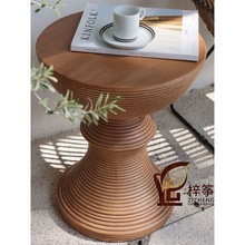 仿木纹圆形边几现代简约原木色复古休闲沙发北欧设计艺术民宿客厅