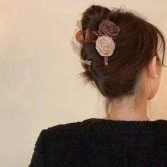 メイラード風大型バラの花型ヘアクリップ 女性用 文芸風 レトロ サイドクリップ ヘアピン ヘアアクセサリー トレンドアクセサリー