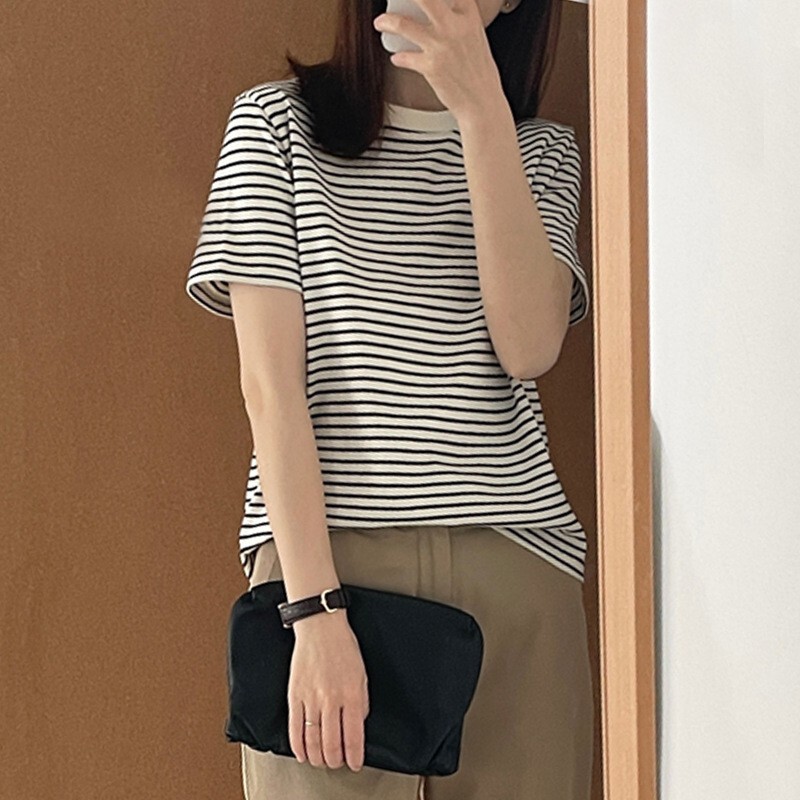 [value is higher than the price] black and white striped short sleeve t-shirt women's summer new simple loose slimming versatile top