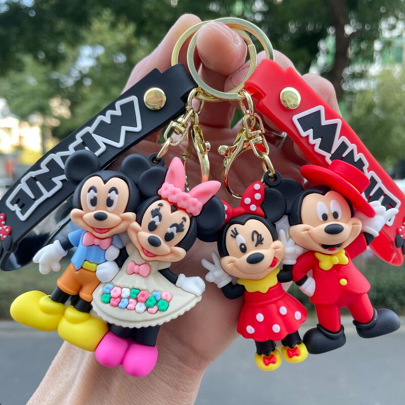 Cartoon Mickey Mouse Family Keychain 3D Figurines Mickey and Minnie Cute Couple Small Gift Bag Pendant Cartoon Mickey Mouse Family Keychain 3D Figurines Mickey and Minnie Cute Couple Small Gift Bag Pendant