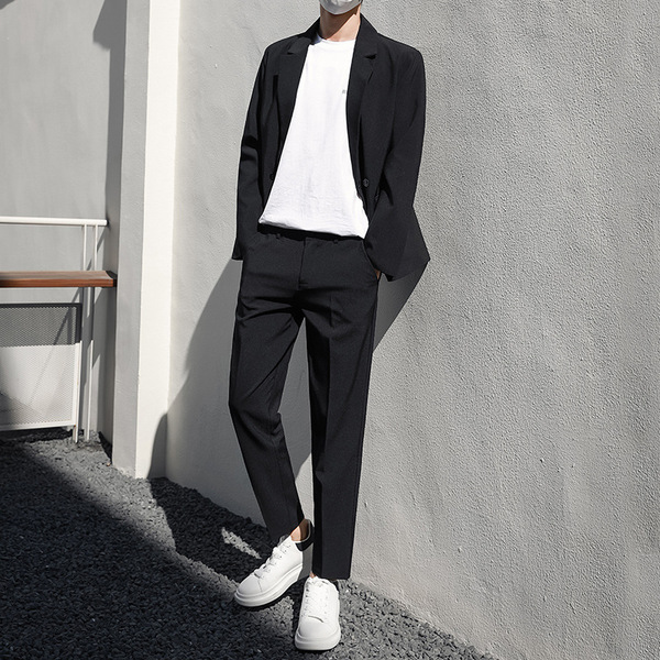 Casual men's autumn suit