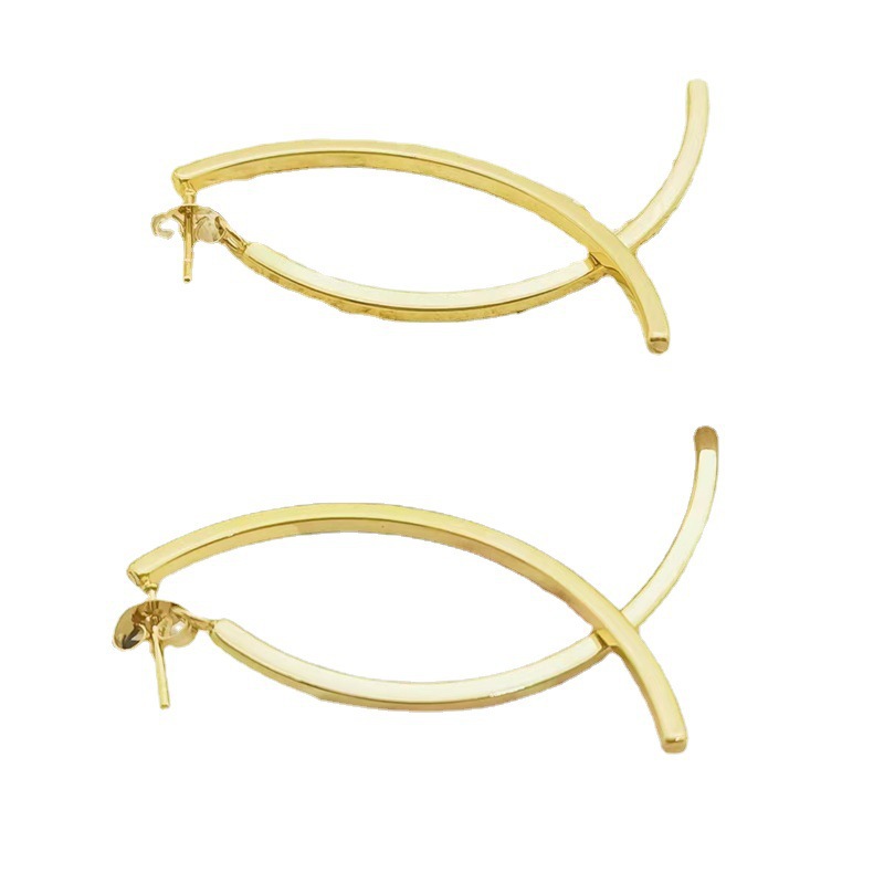 Daily Occasion Stainless Steel Material Fish Pattern Women'S Gender 1 Pair Elegant Lady Fish Plating Stainless Steel Earrings