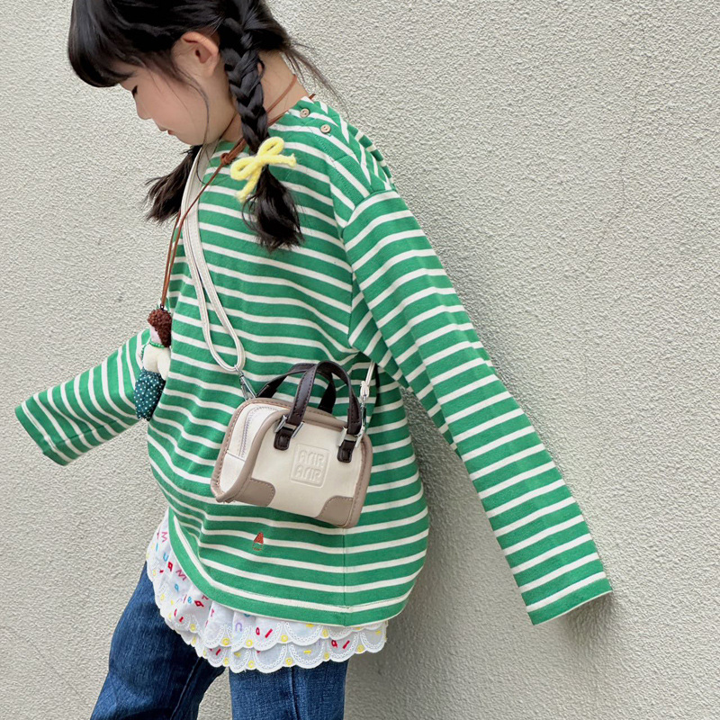 Bolso de hombro de niña de color de contraste de moda coreana, letra de estilo occidental, mini bolso de bebé, nuevo bolso de comercio exterior para niños