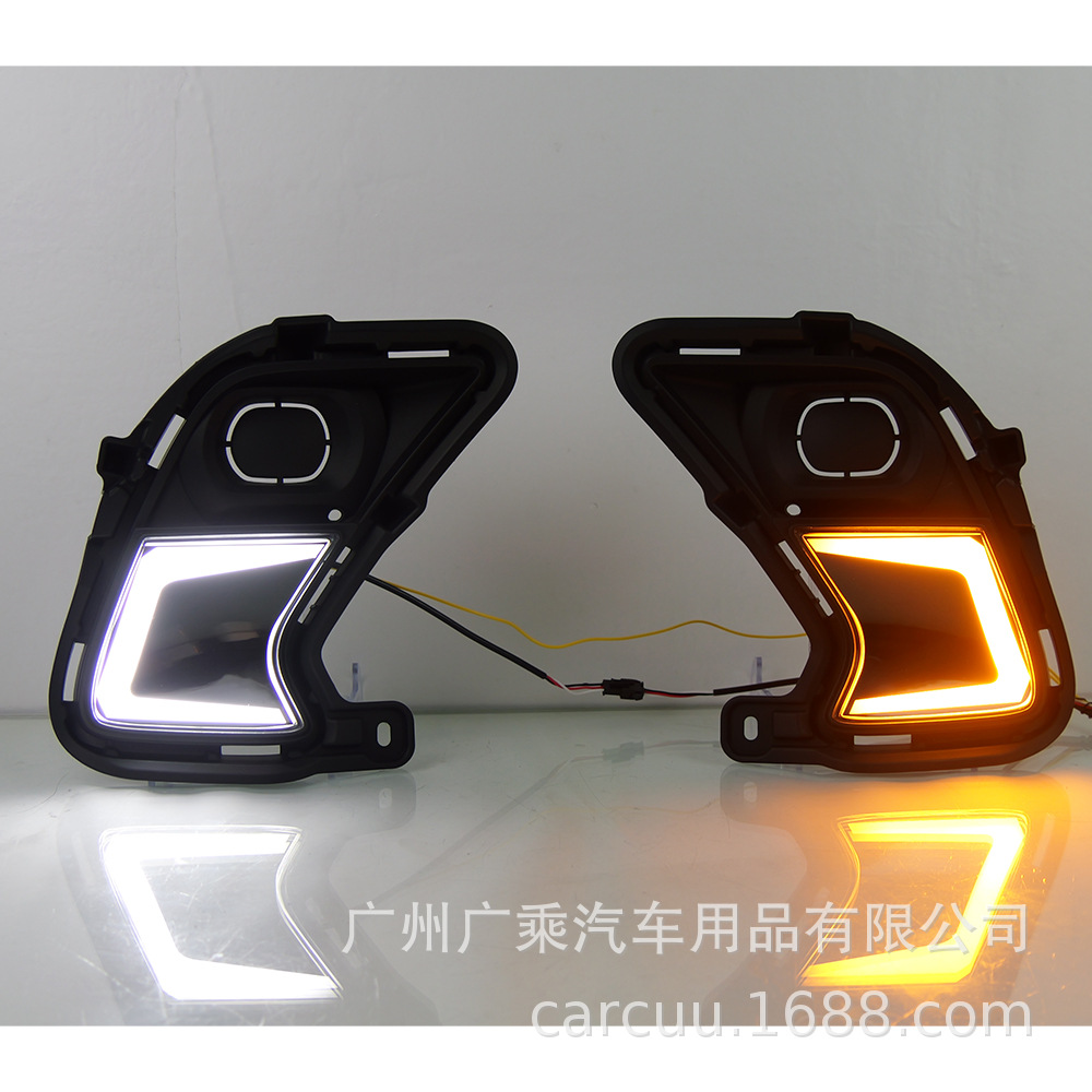 Aplicable 23 - 24 TOYOTA Grand Highlander Lámpara de niebla delantera