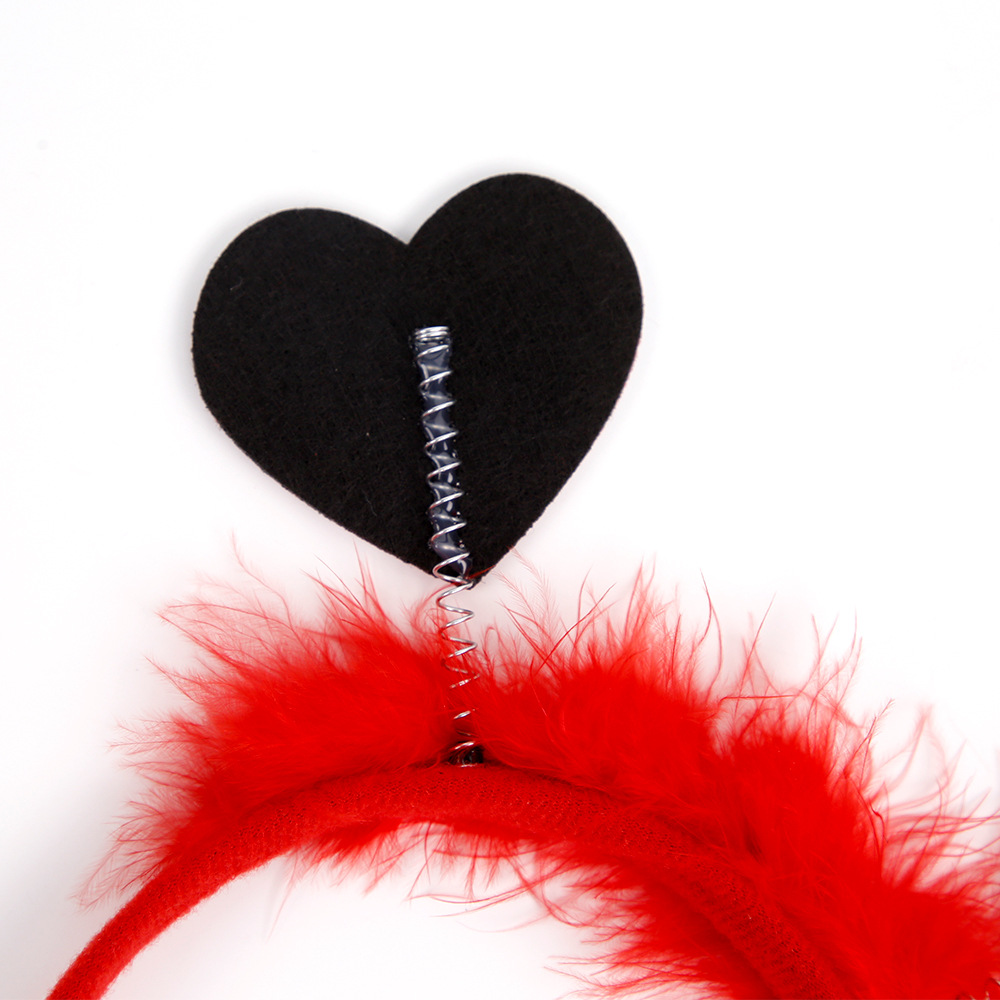 Nuevo estilo transfronterizo Día de San Valentín Diadema Hebilla Arreglo de ambiente romántico Decoración de fiesta de boda Diadema de amor de plumas