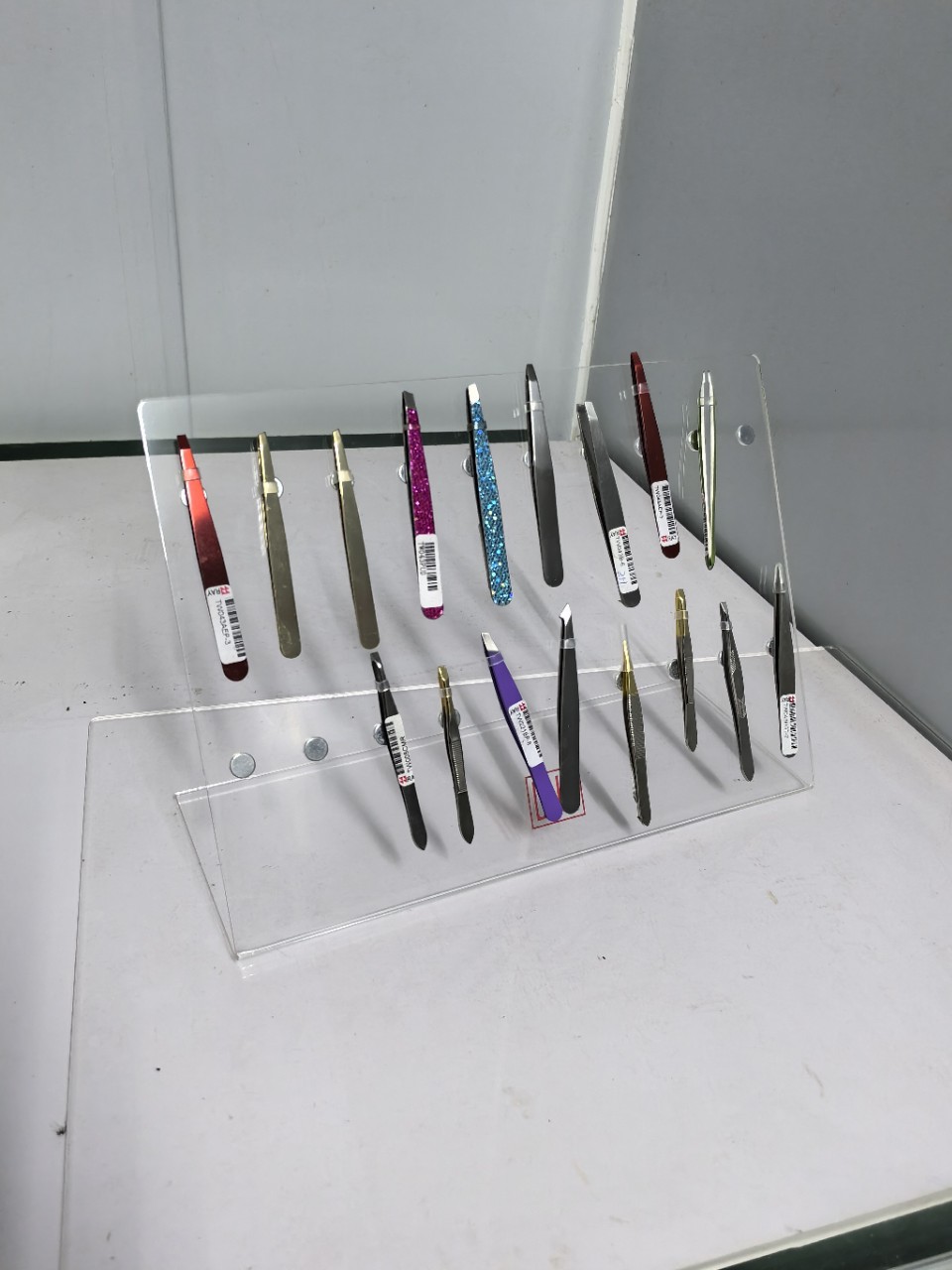 睫毛器 眉夹 美容工具展示架