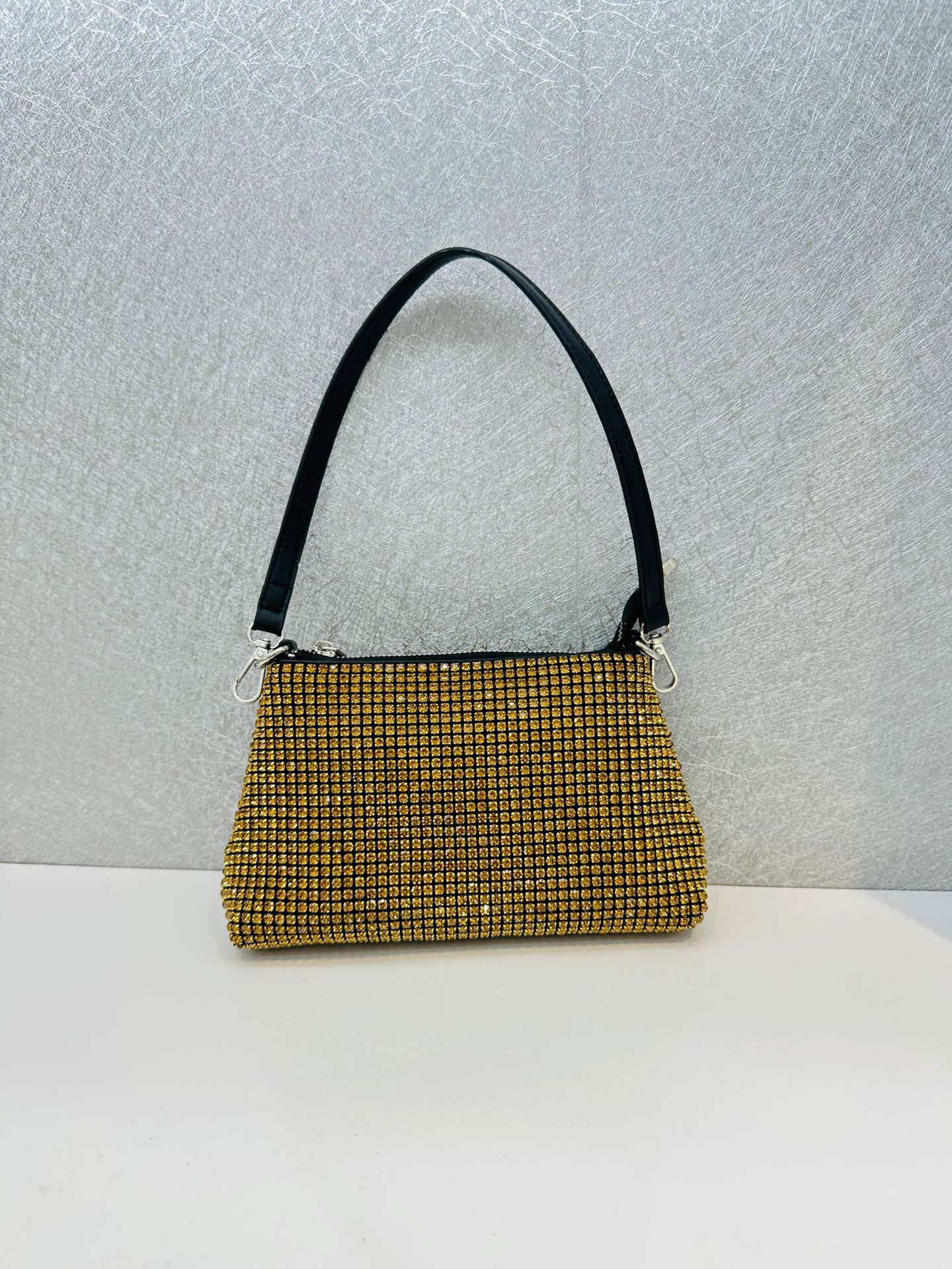 大王水ドリルのカバンの女性2024の新型の晩餐のカバンのフルドリルの手はわきの下のカバンを持ってダイヤモンドの高級感を入れます。