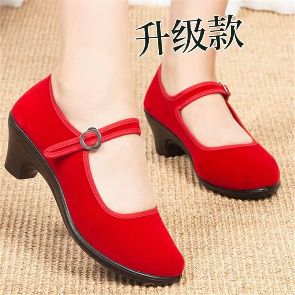 Новые стильные старые пекинские тканевые туфли на толстом каблуке, ярко-красные женские туфли с неглубокой пряжкой, дышащие и удобные женские туфли, модная оптовая продажа.