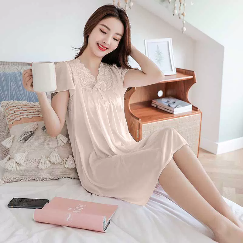 Пижама с нагрудным ковриком женская сексуальная летняя ледяная шелк тонкая свободная ночная юбка большого размера весной и осенью корейская версия летнего кружева с короткими рукавами