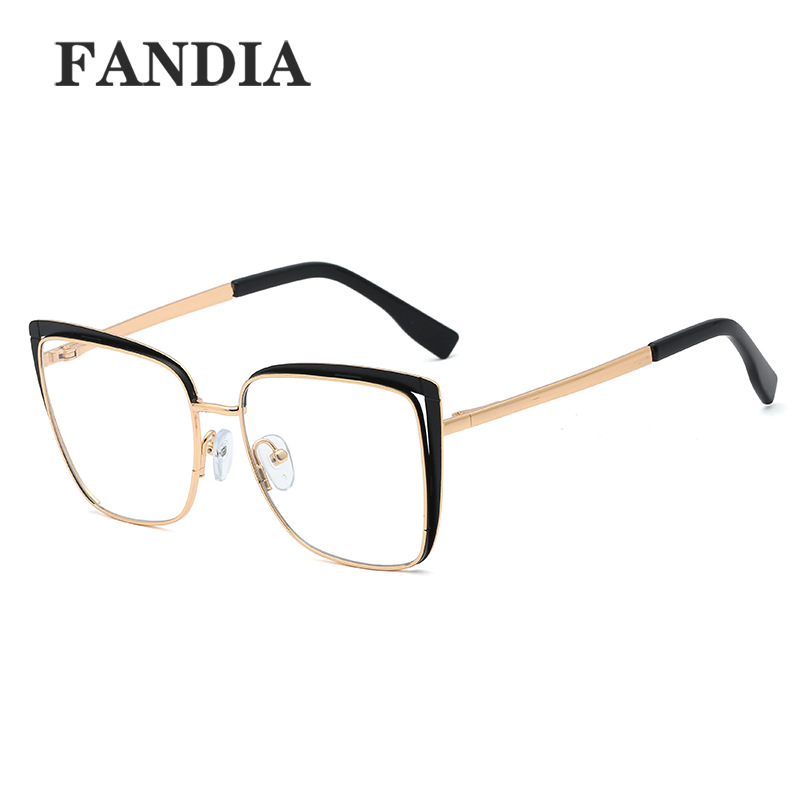 95606 nuevo metal anti-azul gafas de luz estilo europeo y americano gafas lisas transfronterizo marco artístico gafas para las mujeres en stock