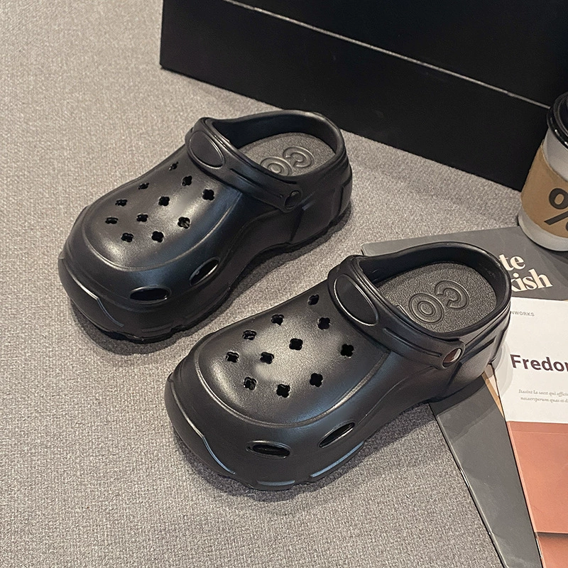 Non-slip summer slippers for bath, soft sole
