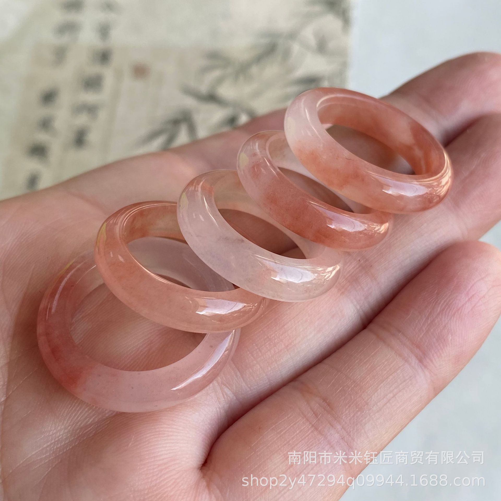小红书桃花酿少女戒圈天然新疆金丝玉戒指手持跑环直播供货