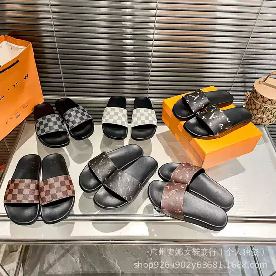 Phnom Penh Vietnam Singapore Slippers L Brand Black Embossed Brown Monogram Summer Slide Sandals for Outdoor Fashion