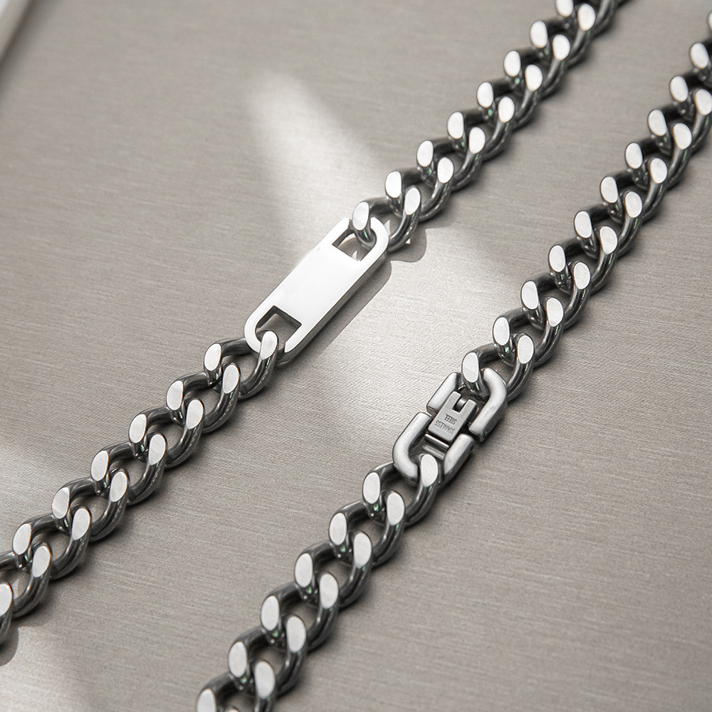 Fashion Solid Color Titanium Steel Necklace 1 Piece