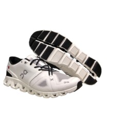 ����On Cloud X3���m͸����ŮЬ��һ���\�����e�ܲ�Ь