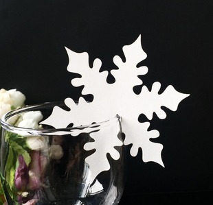 Amazon foreign trade hot selling Christmas Cup card hollow snowflake seat card holiday decoration card wholesale