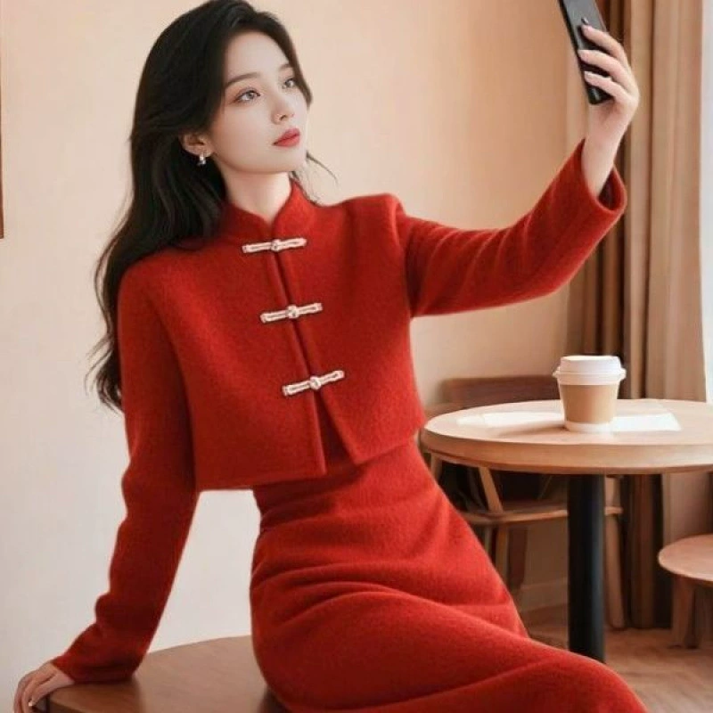 Красный новогодний халат 2025 новый набор из двух частей весной