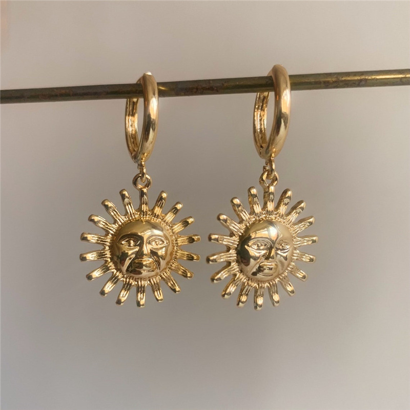 Metal Material 1 Pair Retro Sun Plating Metal Gold Plated Drop Earrings