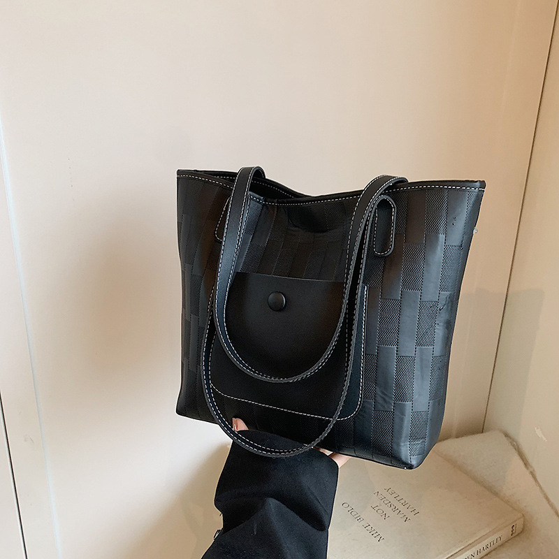 Bolsa de viaje, gran capacidad de textura, bolso de hombro, bolso de moda, bolso PU, bolso de mano de cuero suave, literatura y arte de moda, bolso de mano de invierno.