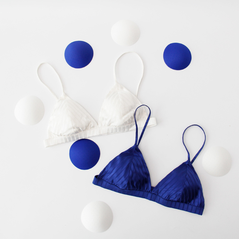 Large backless wholesale satin silk bra small chest triangle cup bra mulberry silk thin French underwear summer