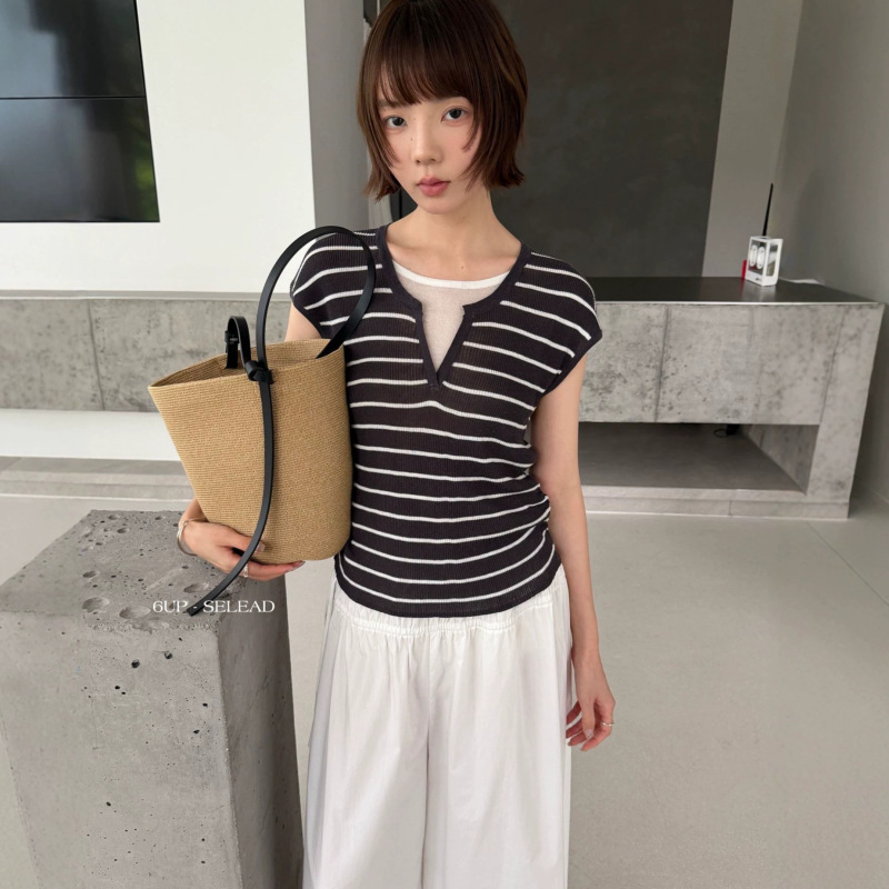 6up Summer Korean Style Fake Two-Piece Color-Block Waist-Cinching Sweater for Women Guangzhou Thirteen Lines New Lazy Knitwear 60310