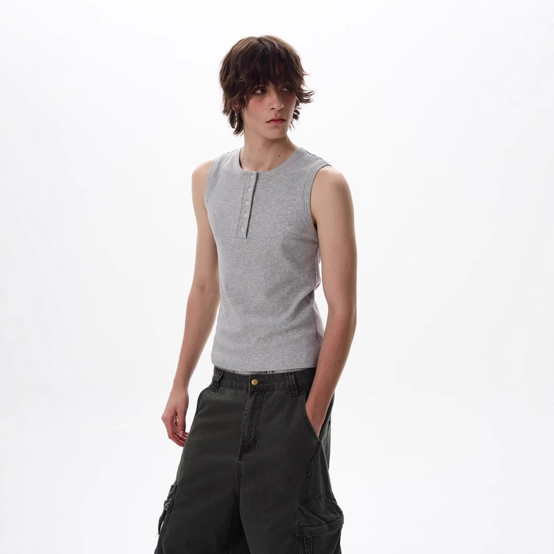 American Retro Henry Collar Vest Slim Fit Sleeveless T-Shirt for Men, Summer High-End Versatile Casual Sports Base Shirt American Retro Henry Collar Vest Slim Fit Sleeveless T-Shirt for Men, Summer High-End Versatile Casual Sports Base Shirt