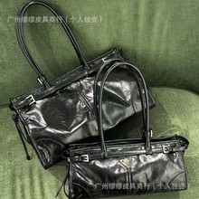复古hobo长柄托特单肩包油蜡皮softlux腋下法棍机车包女法棍包