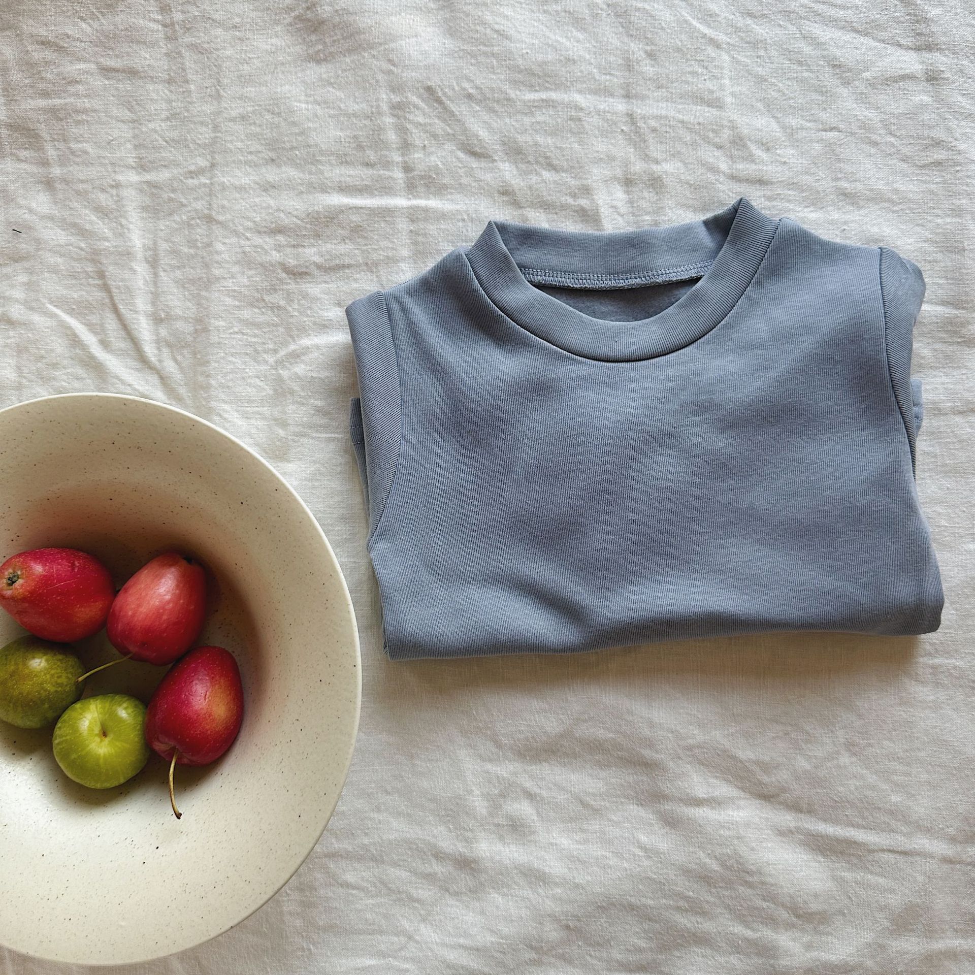 Sugar Pear ropa infantil camiseta de base para bebés top de vello 2024 otoño y invierno nuevo pijamas para niños y niñas chaqueta de otoño ropa infantil