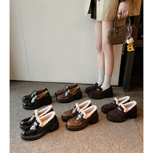 ţƤ��~6cm��׼ӽq�ٴ��ЬŮ�͹��Lһ�_��СƤЬ�r��ëë��Ь