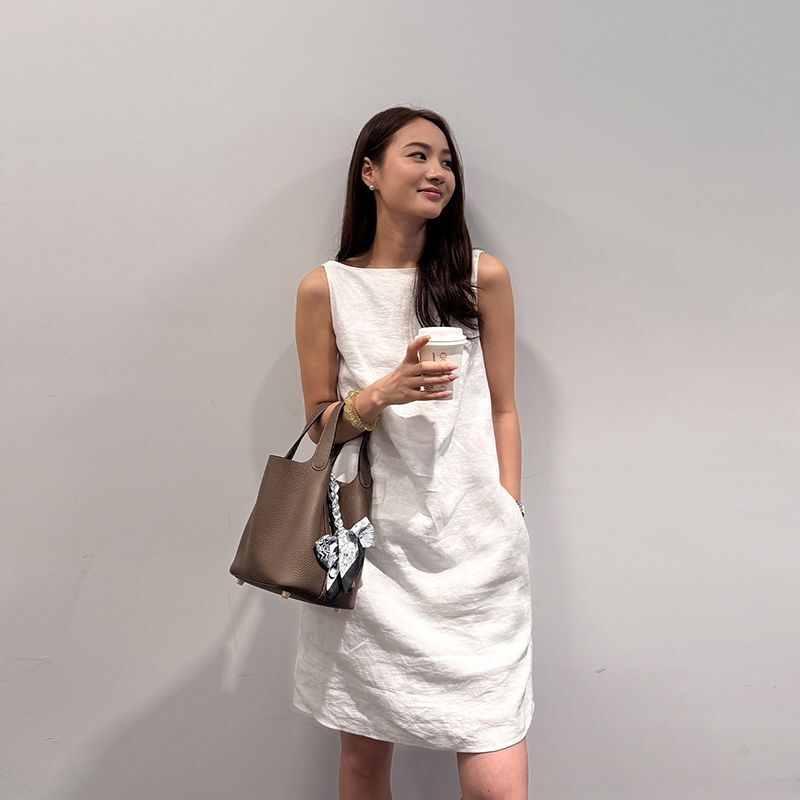 画朴法式白色U领肌理感连衣裙女2025夏季新款简约宽松吊带背心裙|undefined