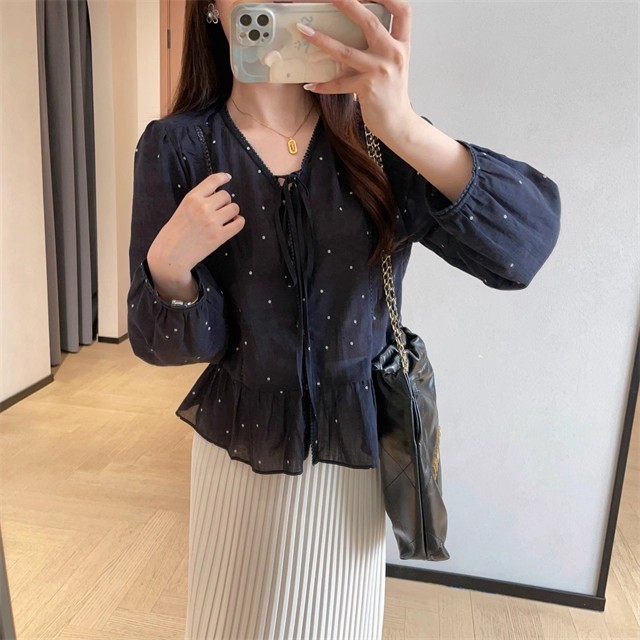 GJ9202减龄俏皮荷叶边拼接下摆亲肤纯棉系带V领波点衬衫女2025秋|undefined