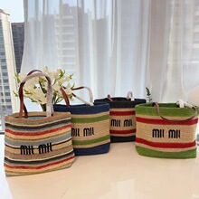 MIU��2024�¿������ɳ�����l�y���ذ���ĸ�����ݾ���ײɫ�μ��