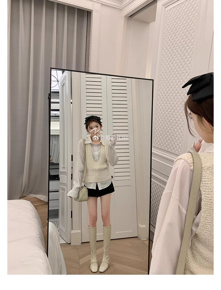 Bốt ngắn nữ mũi vuông bằng da bò nguyên miếng, gót vừa 3–5 cm, đế dày, khóa kéo phía sau — Màu trắng (giày bốt ngắn), Màu đen (giày bốt ngắn), Đen (bốt) chi tiết 47