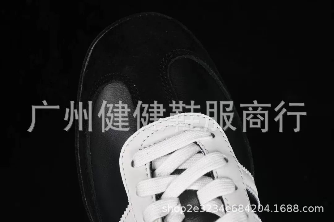 Всесезонные кроссовки Adidas для мужчин и женщин с площадкой, обувь Jianjian Guangzhou кампус клубника медведь красно-белый, плоская замена Maillard