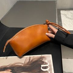 时尚出行春夏新款小众设计pu皮复古优雅手拎跨境大容量饺子钱包女