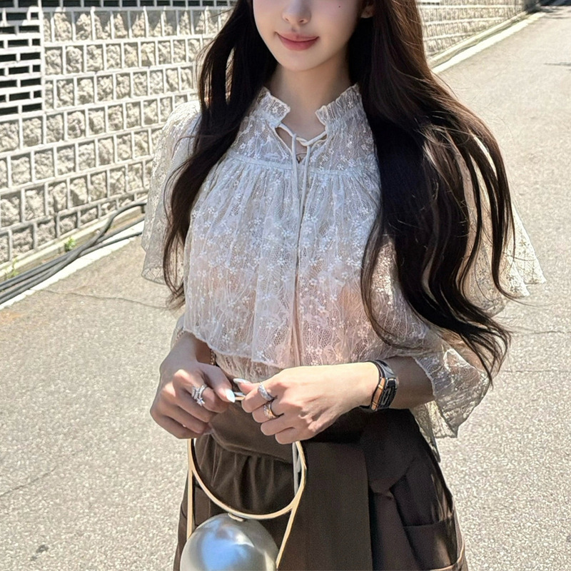 Embroidered Vintage Lace Top + Starry Lace Top + Puff Sleeve Blouse