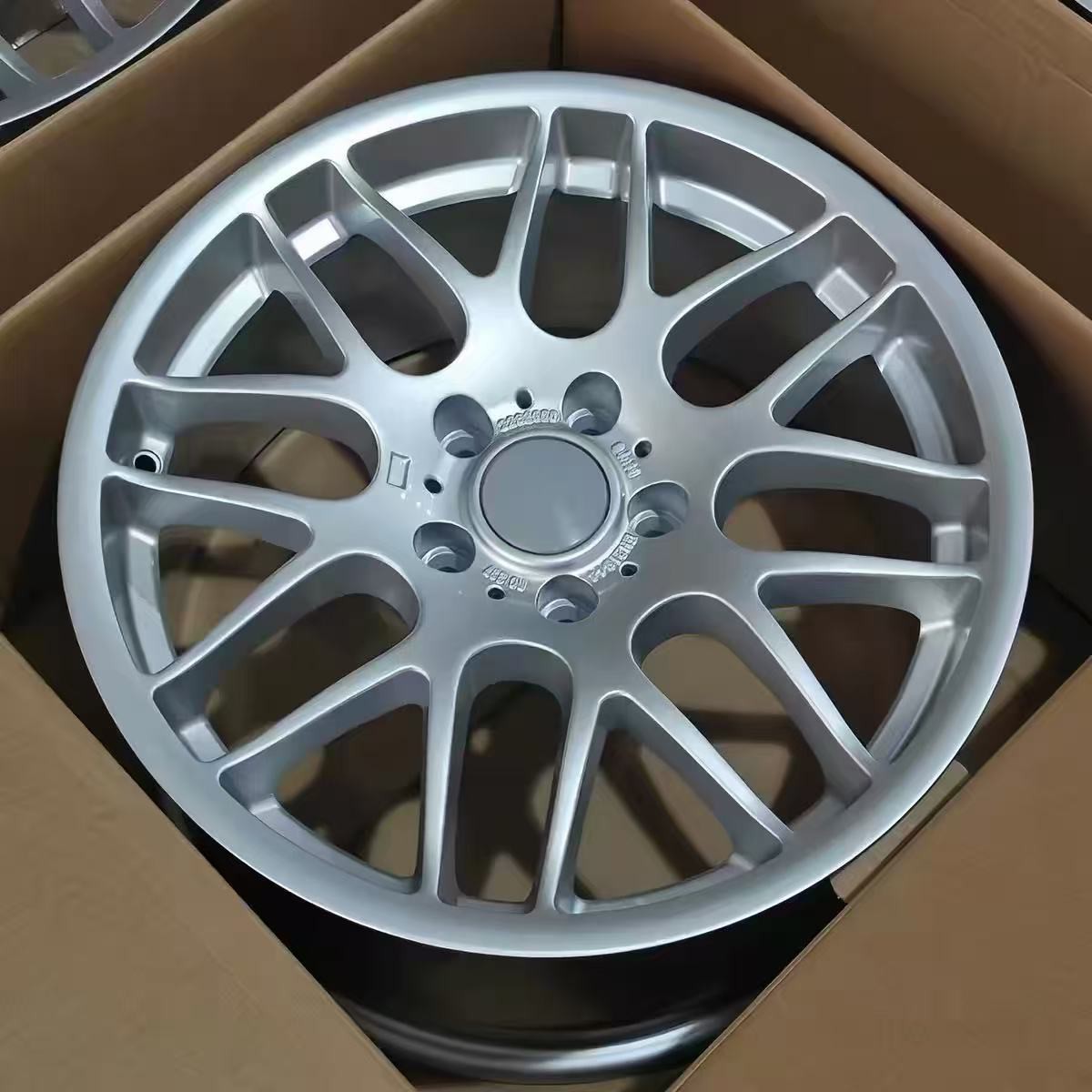 Bird's Nest Wheel Rims 18inch 19inch are suitable for BMW 325, 320, M3, M4, 5 Series, 4 Series new model modified wheel rims