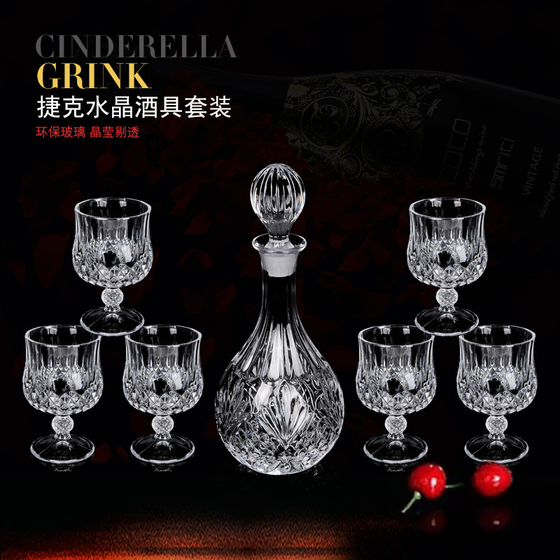 Comercio exterior transfronterizo suministro de alta calidad de vidrio de cristal checo whisky taza de vino casero decanter set de vino