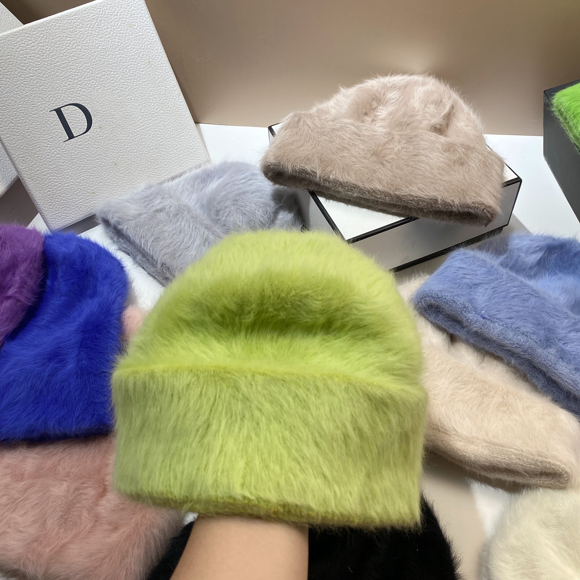 Koreansk plys-hat med to iført pandebånd til varme i efteråret og vinteren, Angora-kaninhår-hat, moderigtigt og_voghion.com