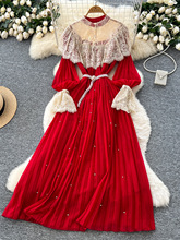 法式宫廷风高级感灯笼袖连衣裙女夏季蕾丝网纱荷叶边压褶设计长裙