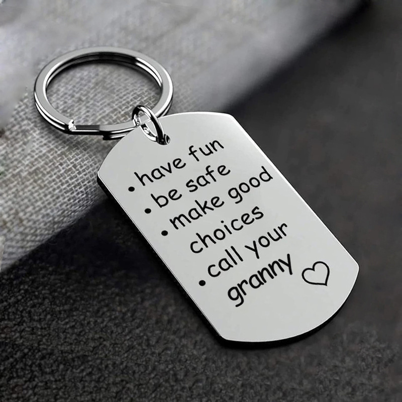 Amazon Venta caliente Día del Padre Día DE LA MADRE regalo letras papá marca militar Acero inoxidable llavero colgante etiqueta