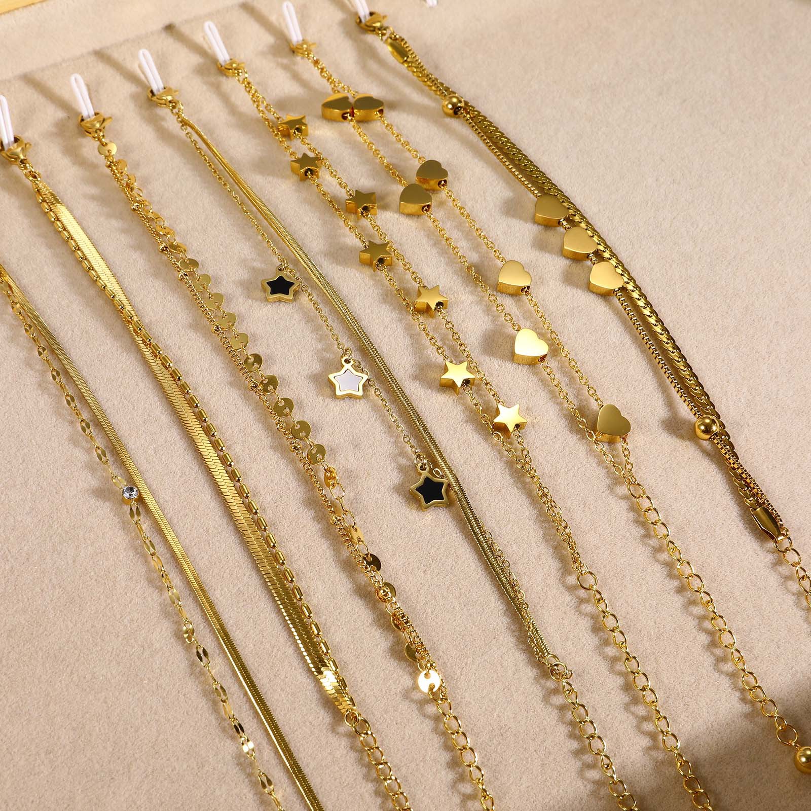 Bracelets Classification Simple Style Classic Style Heart Shape 201 Stainless Steel Bracelets In Bulk